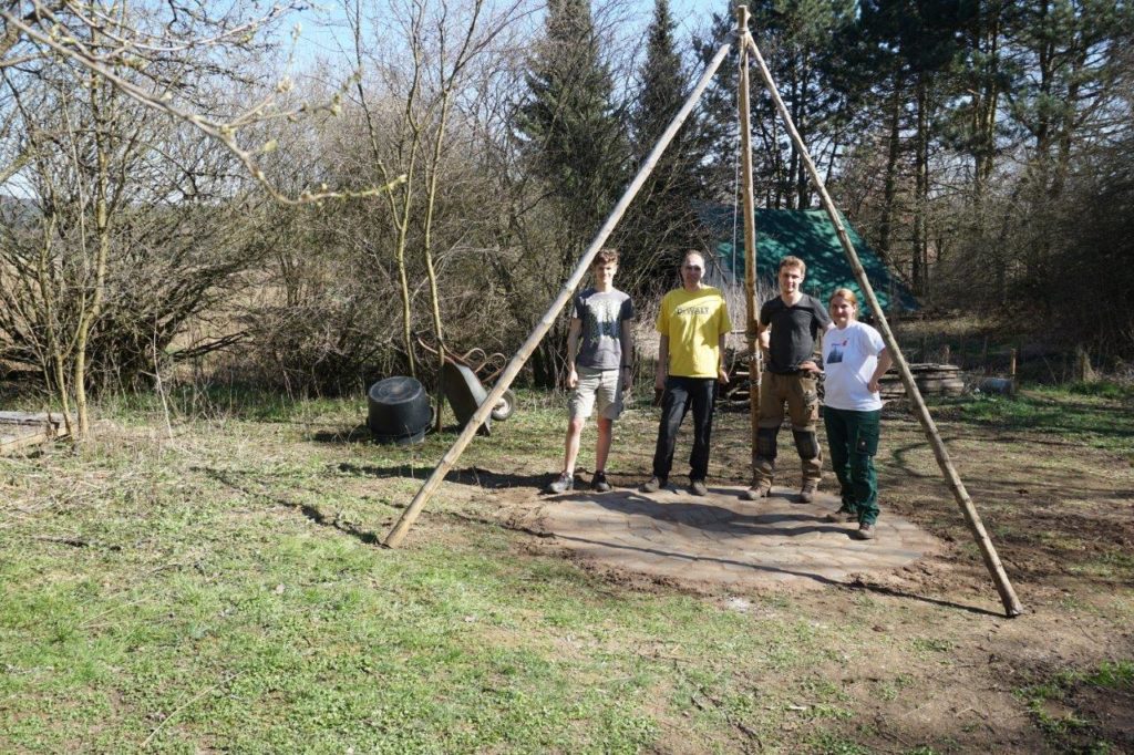 Feuerstelle mit Personen